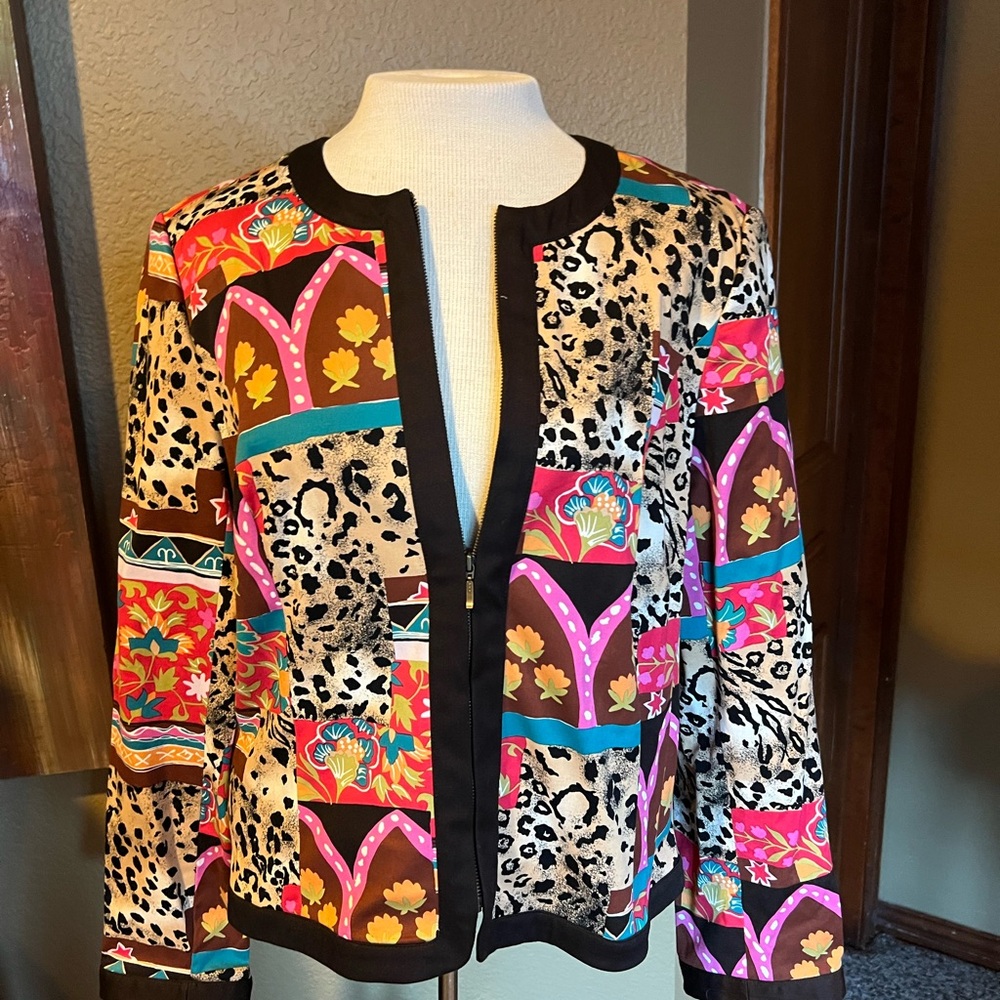 Peck & Peck Tan and Pink Blazer with Artistic Pattern